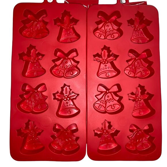 Holiday Winter Christmas Themed Ice Trays Candy Molds Silicone Festive Set of 2 - Picture 3 of 5
